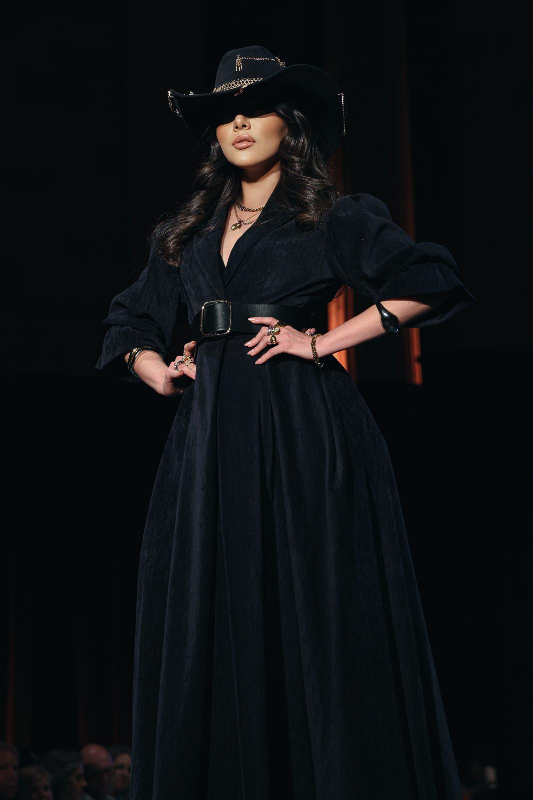 Raíces — Runway Edition