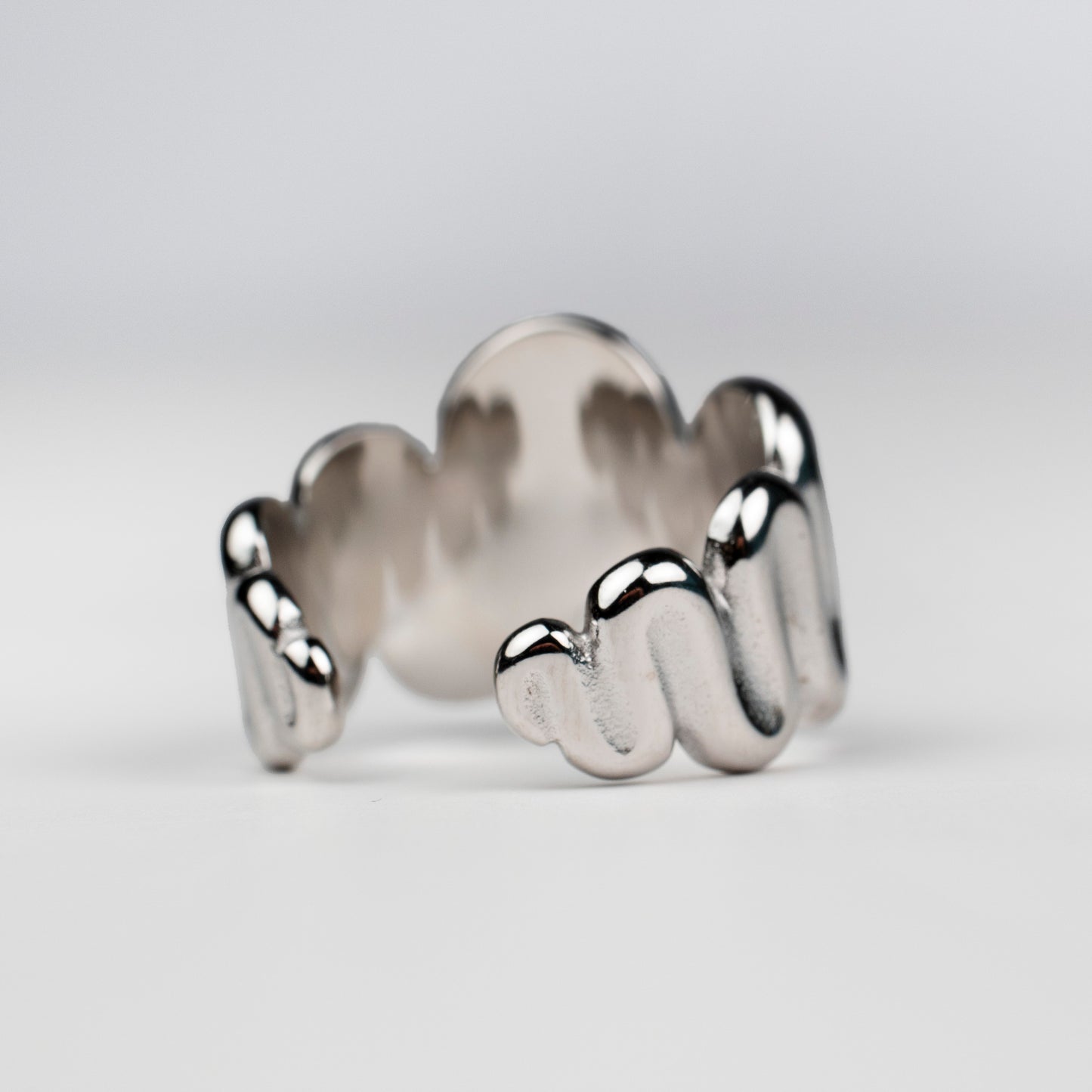 Stellar Flow Ring