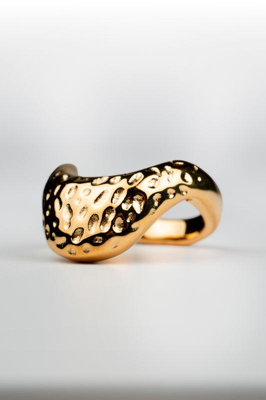 Sculpted Glow Ring