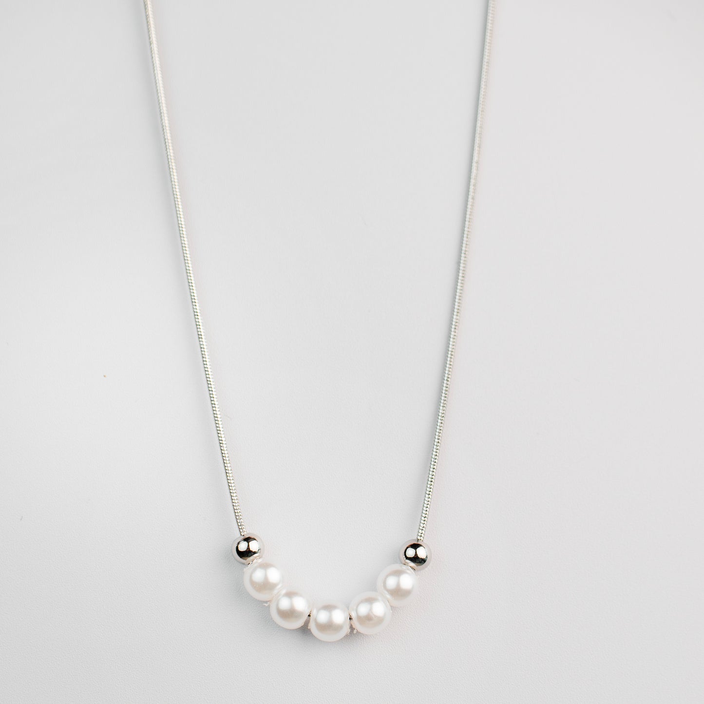 Lustrous Pearl Arc