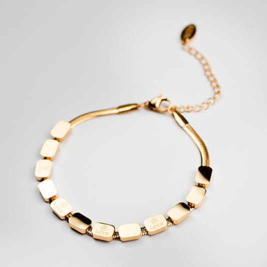 The love Gold bar Bracelet
