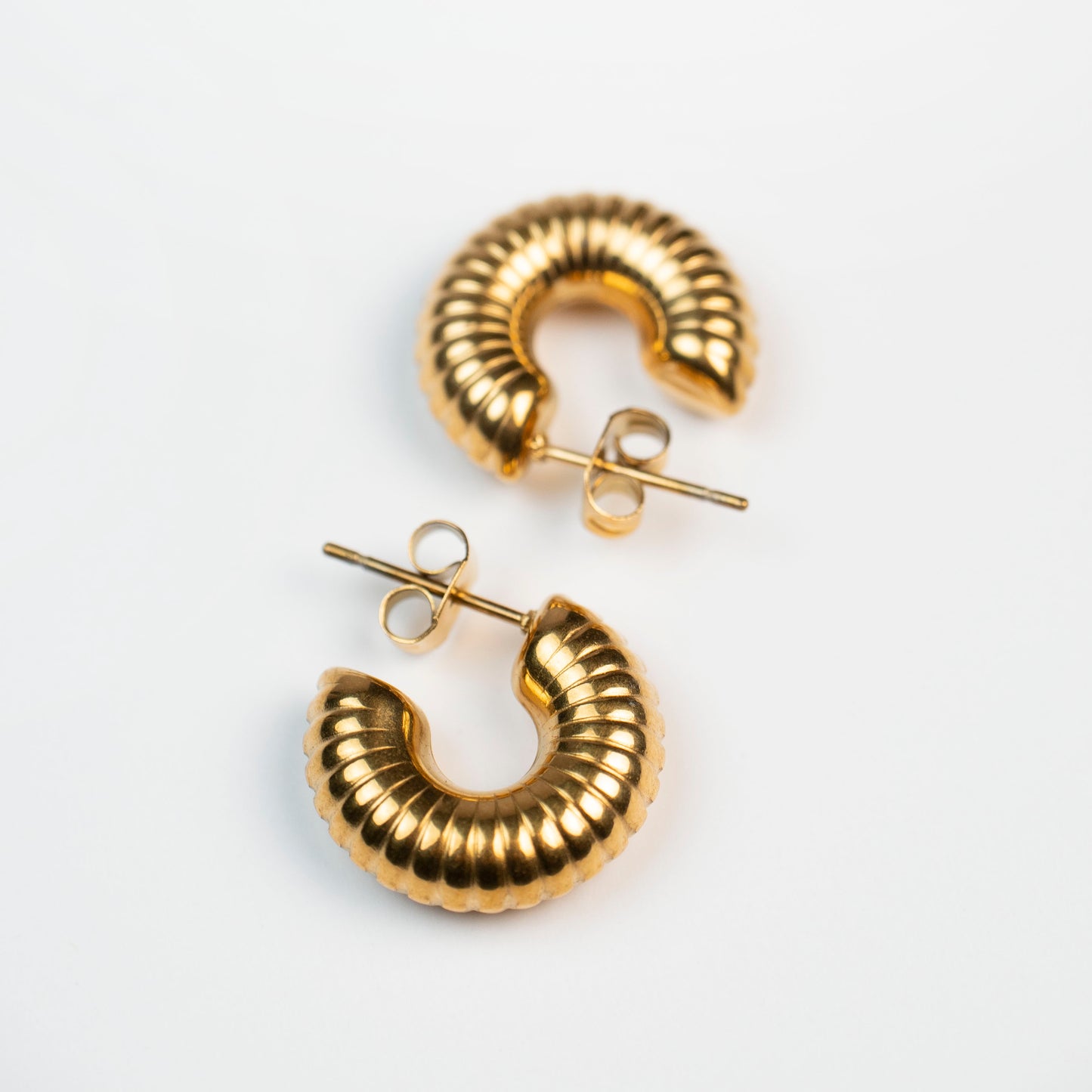 Lume Crest Hoops