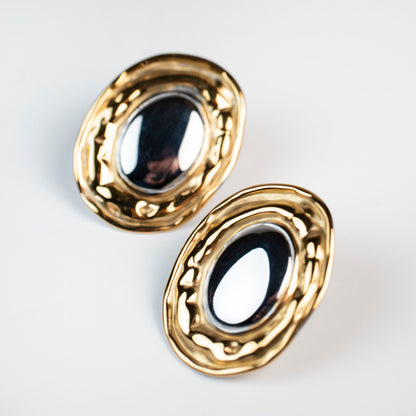 Golden Halo Oval Earrings