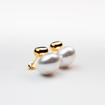 Timeless Radiance Earrings