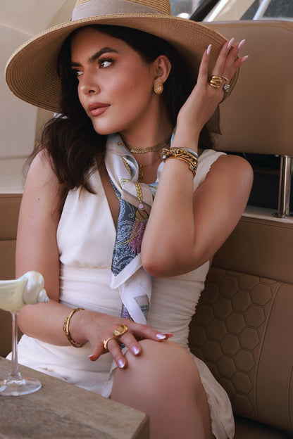 Single pearl flow earring