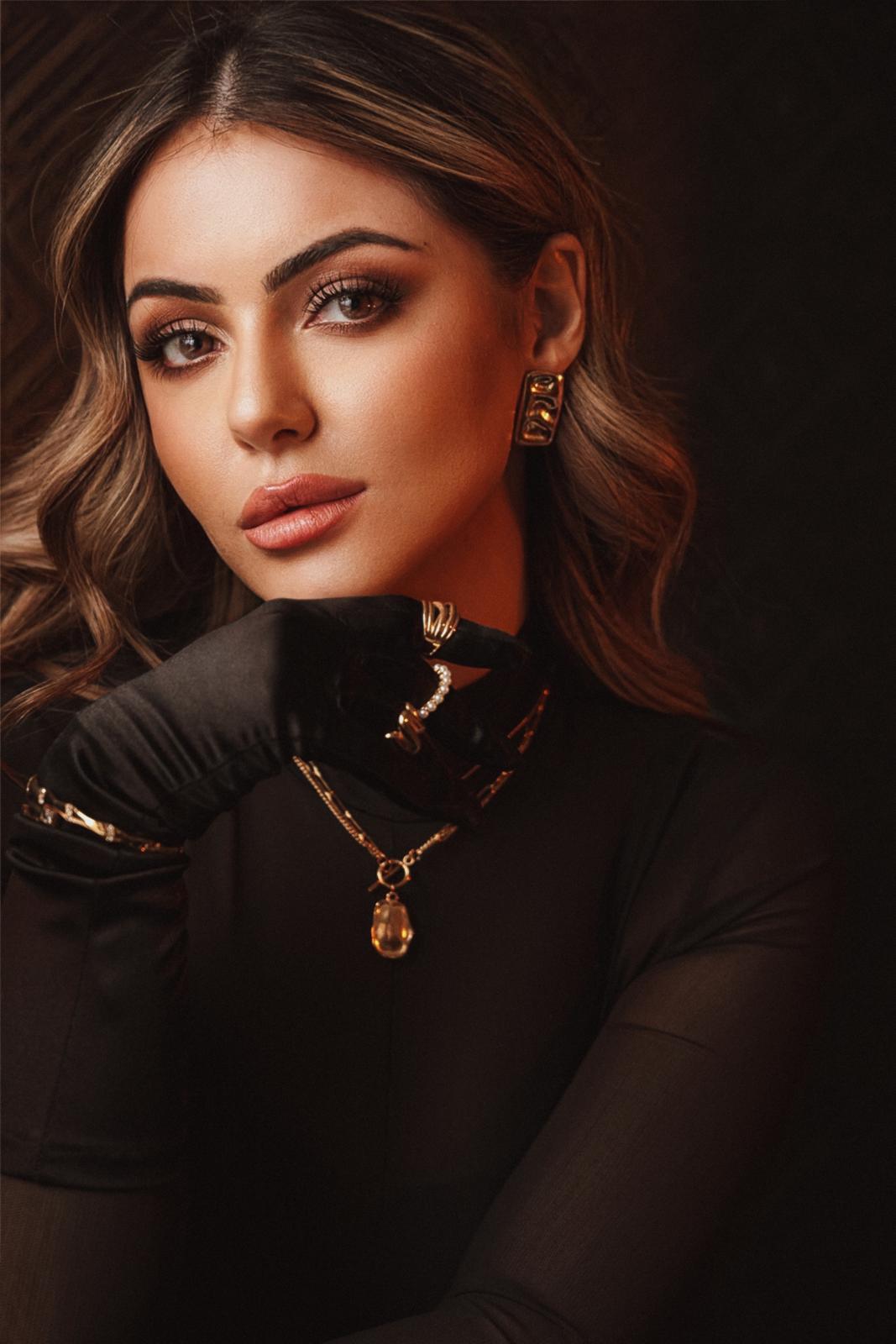 Golden Abstract Pendant Necklace